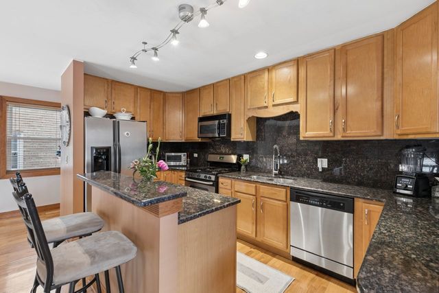 3328 N Plainfield Avenue, Chicago, IL 60634