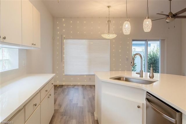 10700 Aqua Surf CT, Estero, FL 33928