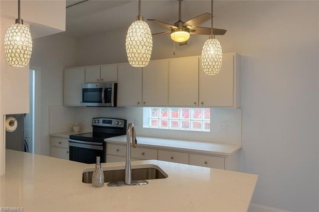 10700 Aqua Surf CT, Estero, FL 33928