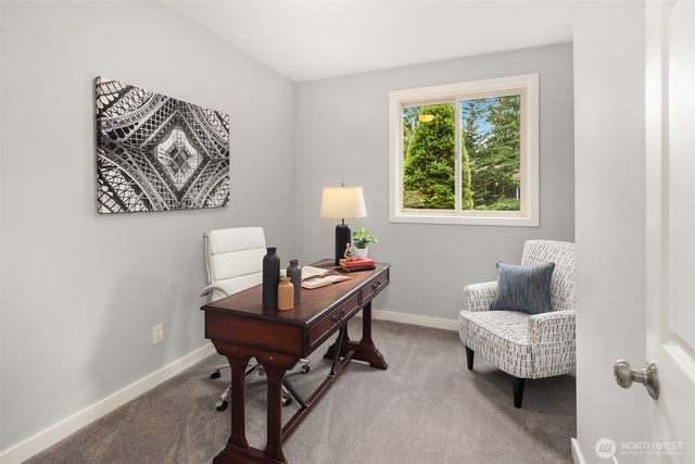 211 210th Avenue NE, Sammamish, WA 98074