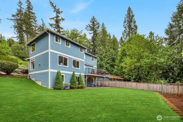 211 210th Avenue NE, Sammamish, WA 98074