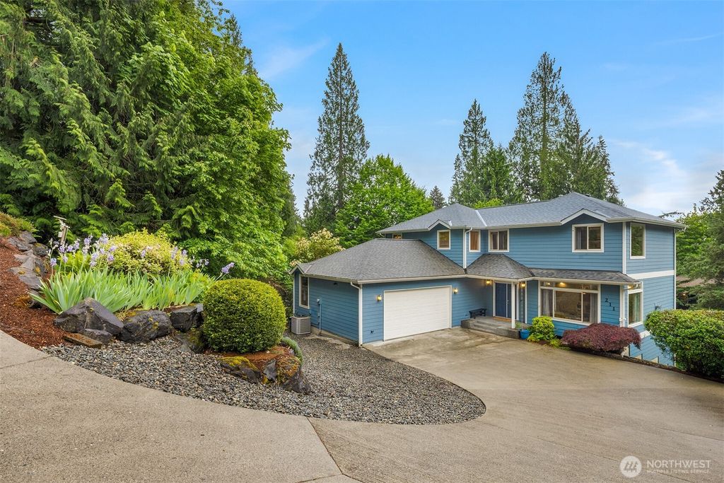 211 210th Avenue NE, Sammamish, WA 98074