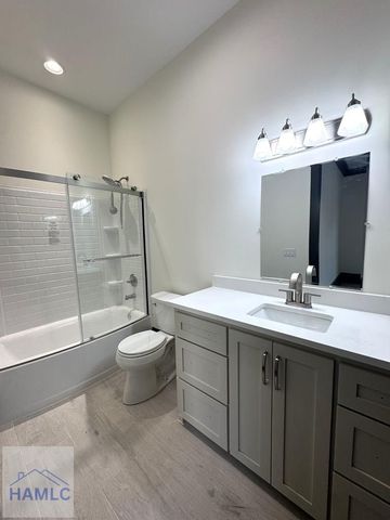 20 Club Drive, Jesup, GA 31546