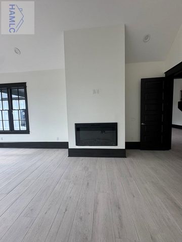 20 Club Drive, Jesup, GA 31546
