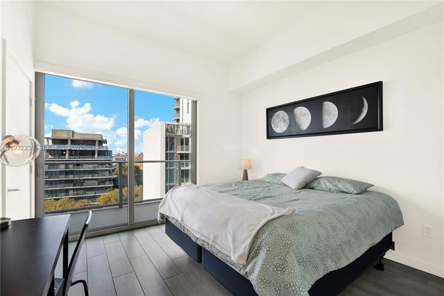 1600 SW 1st Ave 804, Miami, FL 33129