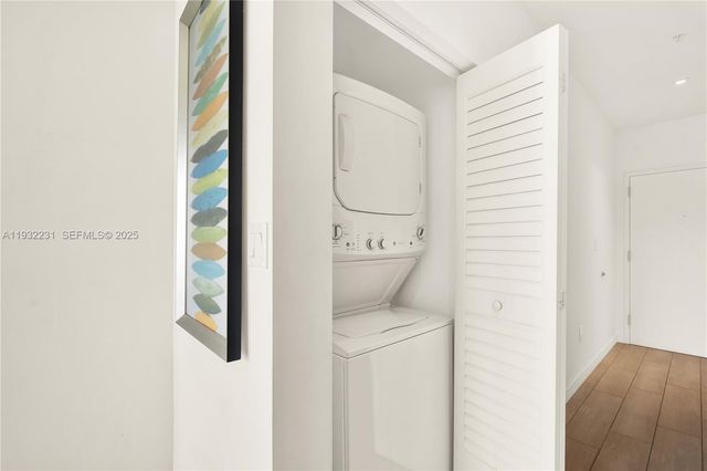 1600 SW 1st Ave 804, Miami, FL 33129