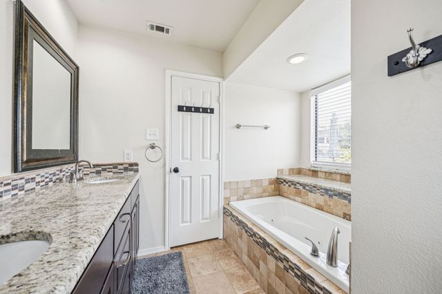 3010 Presidio Circle, Carrollton, TX 75007