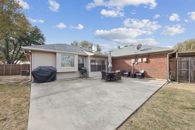 3010 Presidio Circle, Carrollton, TX 75007