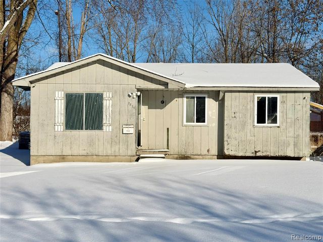 2825 Eaton Place, Flint, MI 48506