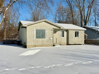 2825 Eaton Place, Flint, MI 48506