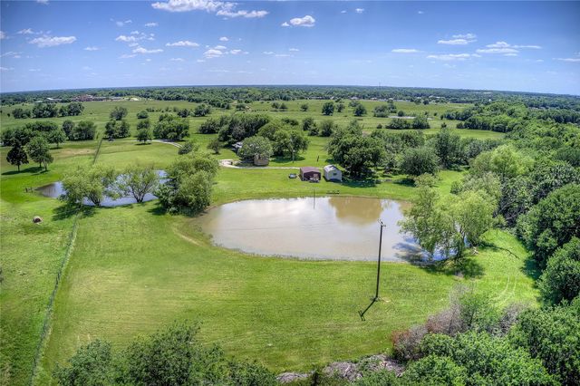 5101 Pecan Creek Road, Celeste, TX 75423