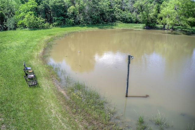 5101 Pecan Creek Road, Celeste, TX 75423