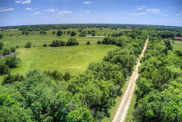 5101 Pecan Creek Road, Celeste, TX 75423