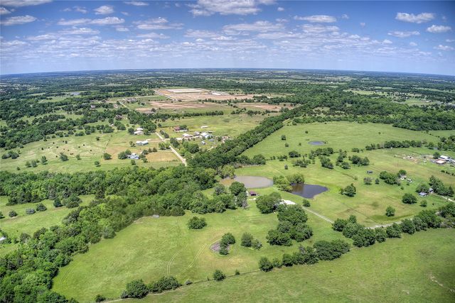 5101 Pecan Creek Road, Celeste, TX 75423
