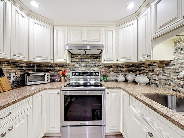 2700 BAYSHORE BOULEVARD 9302, Dunedin, FL 34698