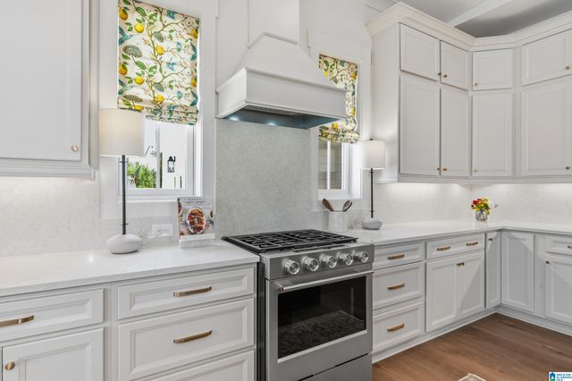 1035 WILTSHIRE LANE, Helena, AL 35080