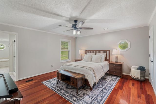 4853 Shady Rd, Strawberry Plains, TN 37871