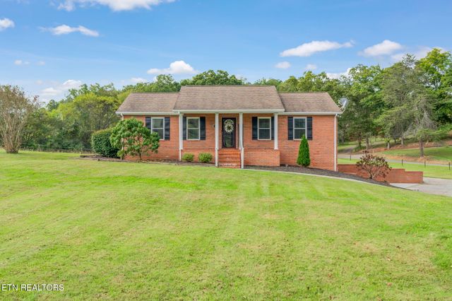 4853 Shady Rd, Strawberry Plains, TN 37871