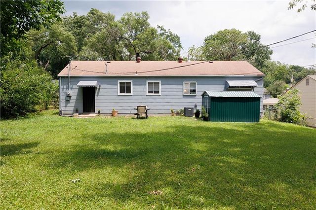 8614 Bristol Avenue, Kansas City, MO 64138