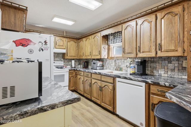 10809 SE 107th Terrace, Galena, KS 66739