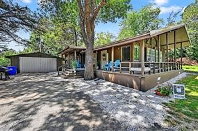 40 Stratford Drive, Gordonville, TX 76245