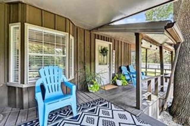 40 Stratford Drive, Gordonville, TX 76245