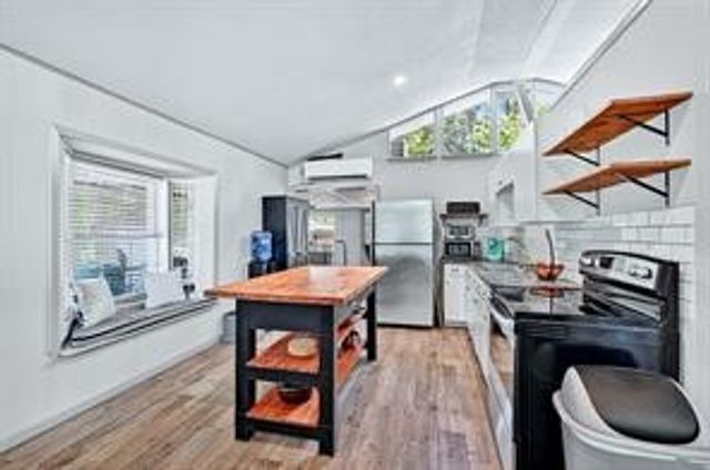 40 Stratford Drive, Gordonville, TX 76245