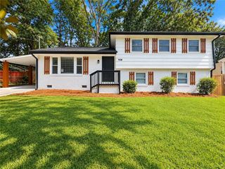 728 S Carter Drive, Jonesboro, GA 30236