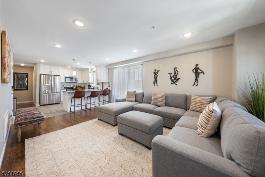 34 Garibaldi Ave, Newark City, NJ 07114 — photo 5