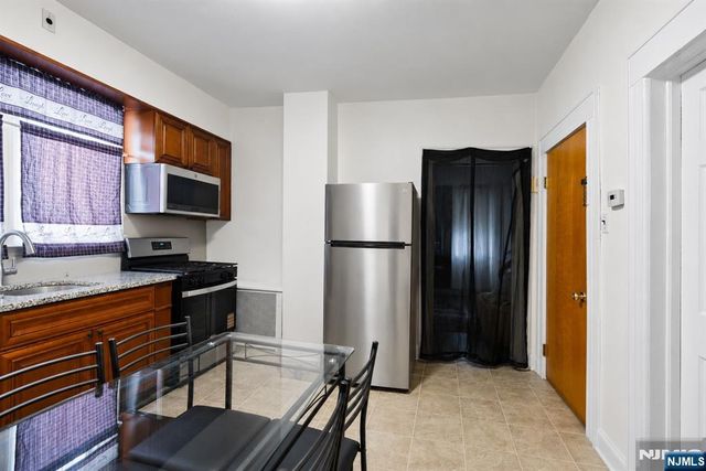 12 Boyd Street, Lodi, NJ 07644