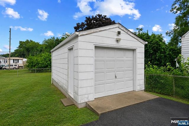 12 Boyd Street, Lodi, NJ 07644