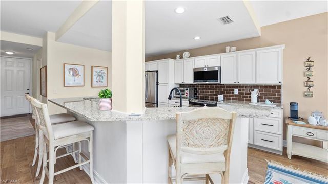 21271 Pelican Sound DR 101, Estero, FL 33928