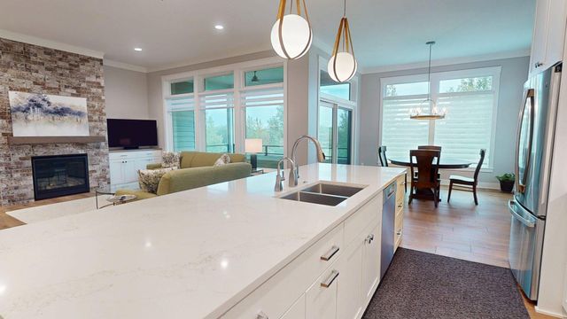 4822 Winston Lane SW, Rochester, MN 55902