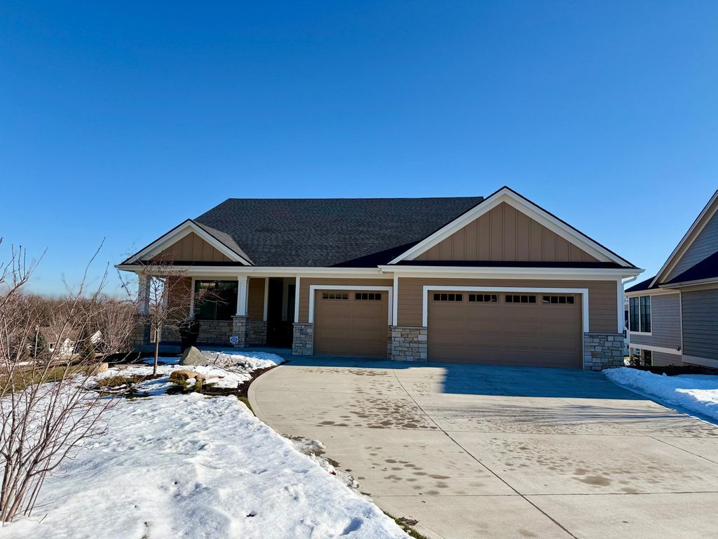 4822 Winston Lane SW, Rochester, MN 55902