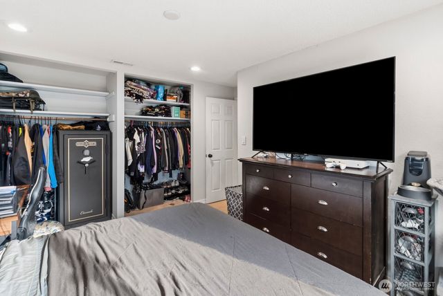 416 E 78th Street, Tacoma, WA 98404