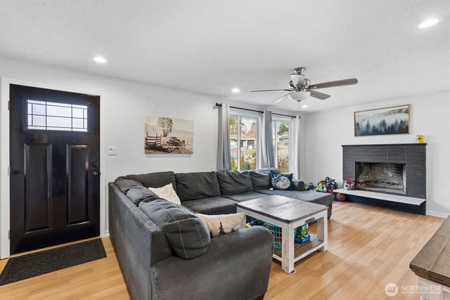 416 E 78th Street, Tacoma, WA 98404