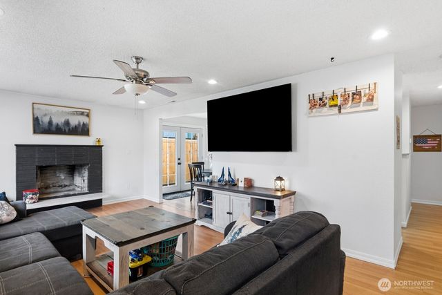 416 E 78th Street, Tacoma, WA 98404