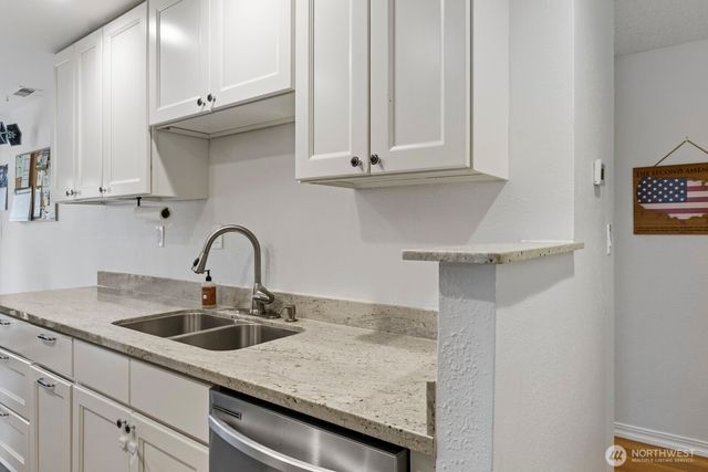 416 E 78th Street, Tacoma, WA 98404