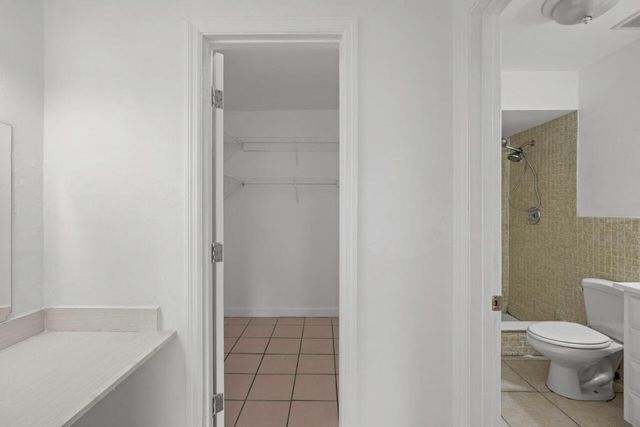 5400 NW 18th Street 3n, Lauderhill, FL 33313