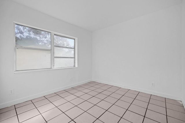 5400 NW 18th Street 3n, Lauderhill, FL 33313