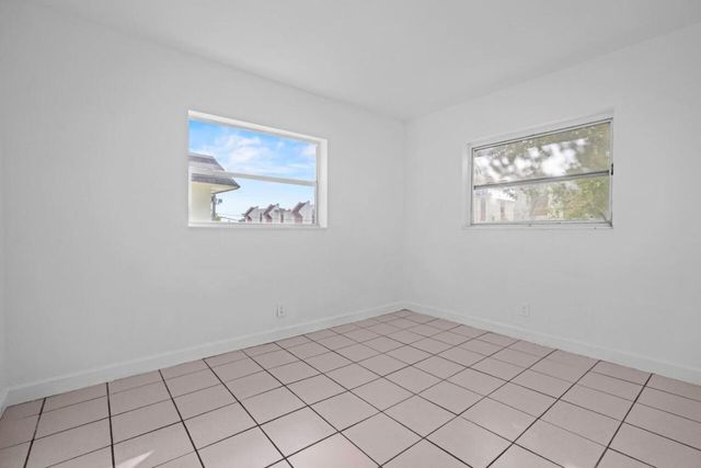 5400 NW 18th Street 3n, Lauderhill, FL 33313