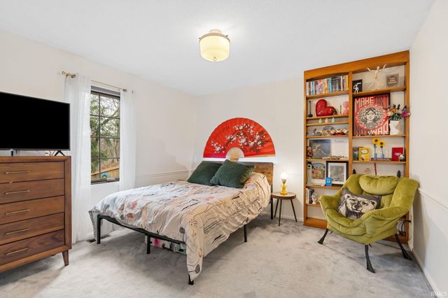 5323 Sherington Road, Fort Wayne, IN 46814