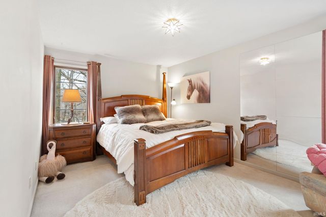 5323 Sherington Road, Fort Wayne, IN 46814