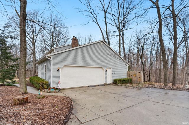 5323 Sherington Road, Fort Wayne, IN 46814