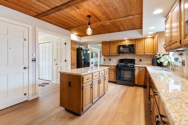 5323 Sherington Road, Fort Wayne, IN 46814