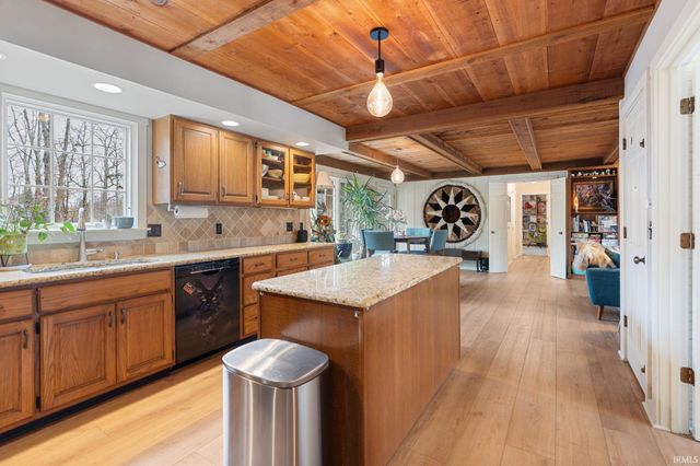 5323 Sherington Road, Fort Wayne, IN 46814