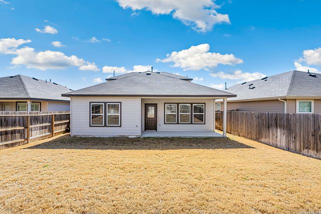 5559 Chase Falls, San Antonio, TX 78266