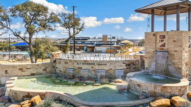 5559 Chase Falls, San Antonio, TX 78266