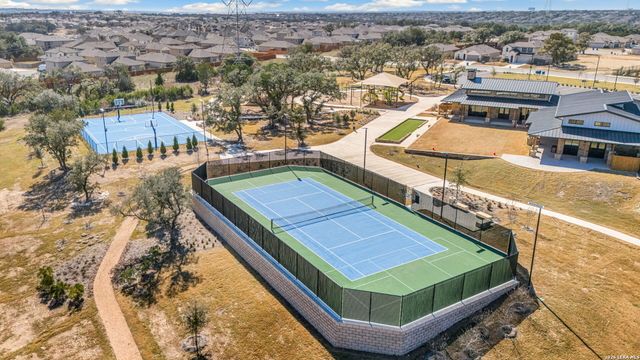 5559 Chase Falls, San Antonio, TX 78266