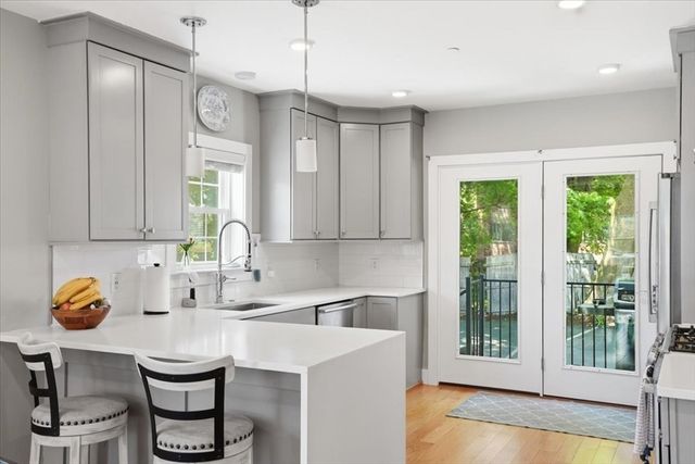 21 Chickatawbut Street 1, Boston, MA 02122